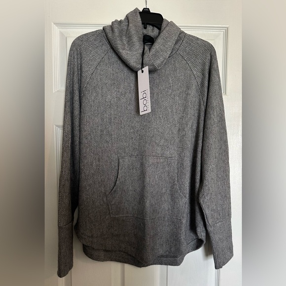 NWT Women’s Bobi Los Angeles Gray Funnel Neck Raglan w/Pocket Sweater - Picture 5 of 6